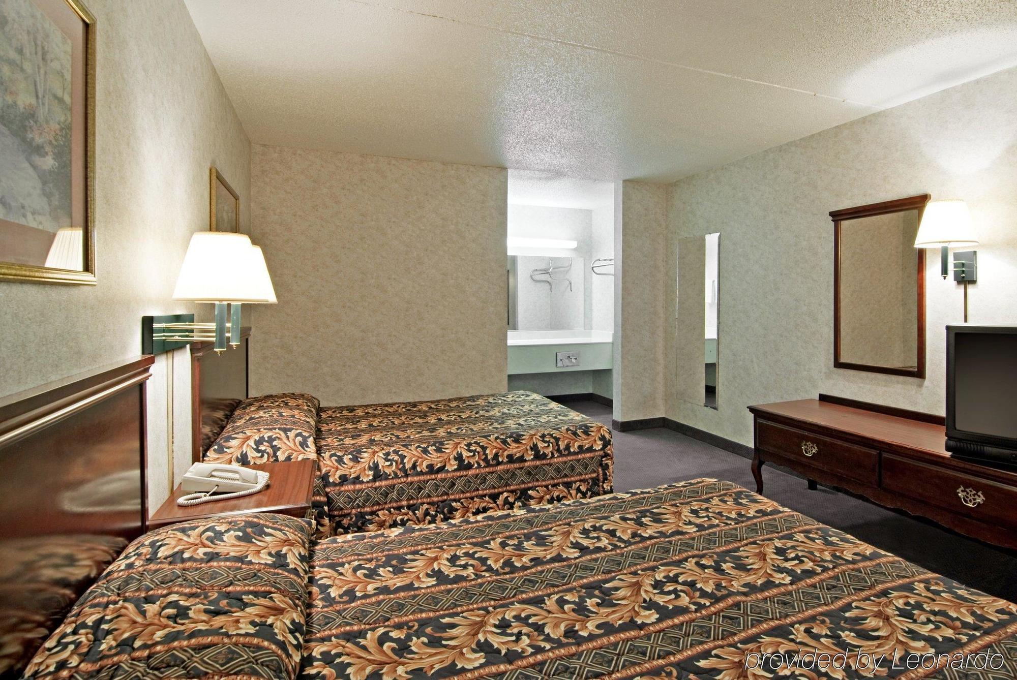America'S Best Value Inn & Suites - Memphis/Graceland Oda fotoğraf
