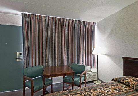 America'S Best Value Inn & Suites - Memphis/Graceland Oda fotoğraf