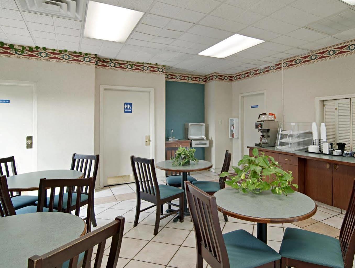 America'S Best Value Inn & Suites - Memphis/Graceland Dış mekan fotoğraf